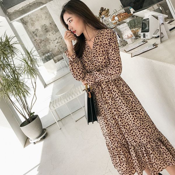 

elegant v-neck print chiffon dress spring flare sleeve ruffles elastic slim waist female midi dress 2019 chic vestidos, Black;gray