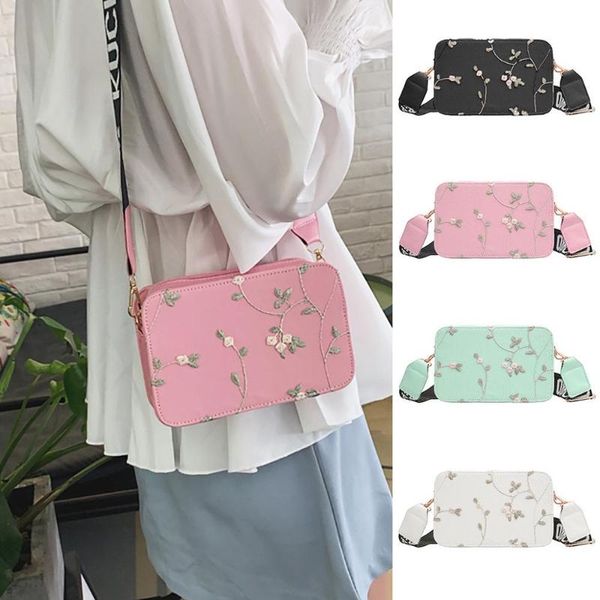 

women's fashion lace retro shoulder bag floral zipper embroidery beach bag crossbody bags for women with wide shoulder strap /e