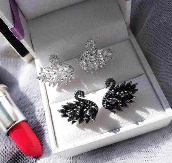 

s925 silver pin small black swan micro inlaid sparkling crystal zircon temperament earrings, Golden;silver