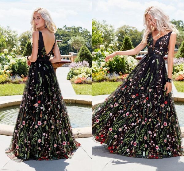 

vintage long evening dresses 2022 new boho prom press women party v-neck embroidery lace backless beach vestiodos de noiva, Black;red