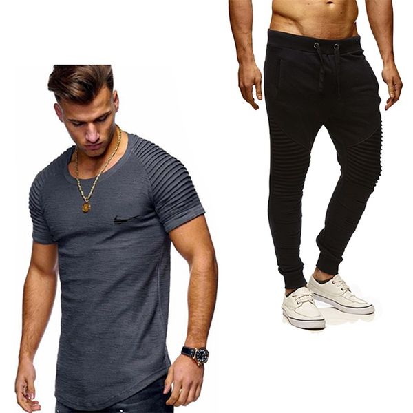 t shirt nei pantaloni uomo