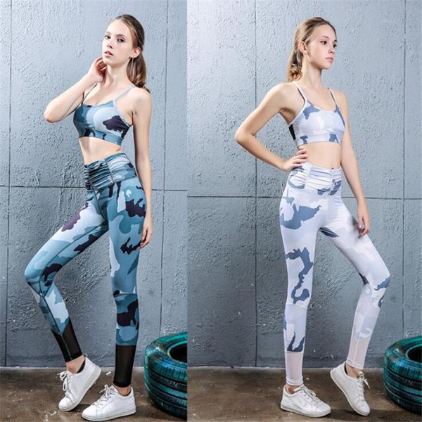 

2 pcs sets women camouflage digital print running fitness female sports suit yoga training quick-drying mesh splicing bra+pant, White;red