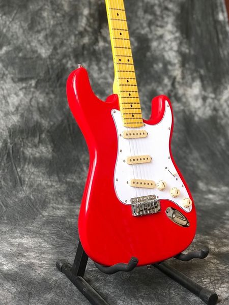 

заказ магазин, st красного электрической гитары, дело руки 6 струна maple гриф guitarra, реальные фотографии