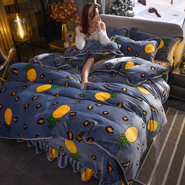 

fb1909007 зимний теплый комплект постельных принадлежностей золотой бархат ватки коралла пододеяльник set наволочки домашний текстиль 4шт