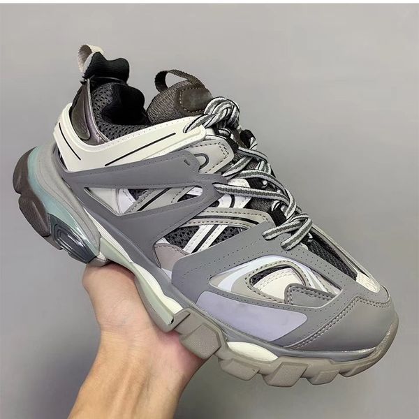 

2020 new casual shoes silver daddy shoes fashion heightened need detailed pictures please contact me with the same size 35-45