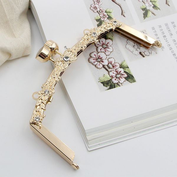 

17cm arch plum blossom diamond insert no hole screw golden binaural gold manual diy luggage and bags parts, Black