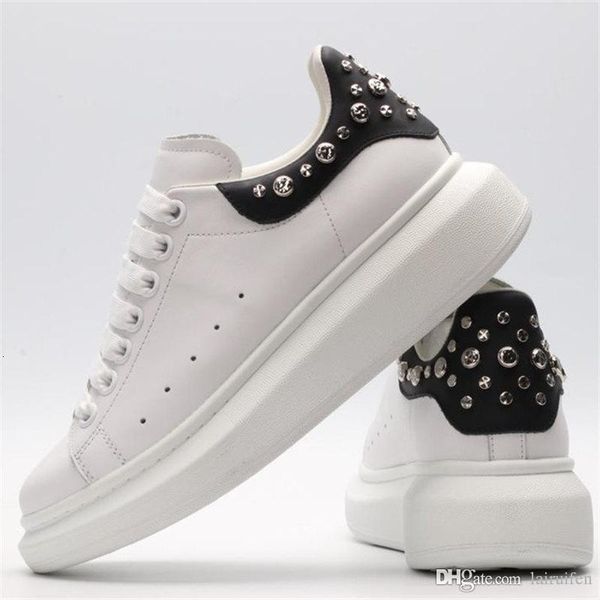 

2019 luxury designer couple sneakers fashion white leather platform shoes flat casual party wedding shoes with box