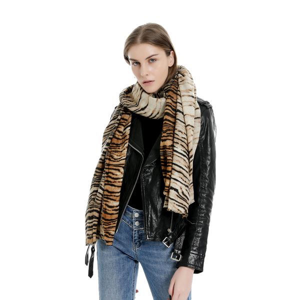 

amazon 2019 autumn and winter new dual tiger stripes pattern cashmere scarves a generation of fat, Blue;gray