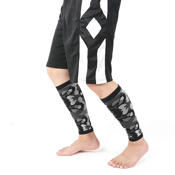 

retro camouflage color matching men's calf set men's pressure sports socks, Black