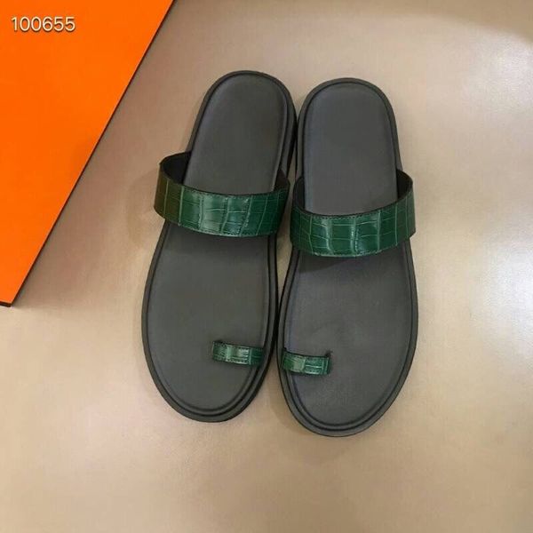 

men women slippers with box luxury designer ladies beach slipper tide male rivet stud slippers non-slip tape box 38-45, Black