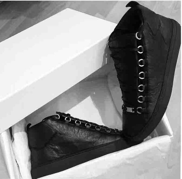 

2019 new designer brand man casual shoe black white red flat kanye west fashion wrinkled leather lace-up high cut trainers runaway are n7 01