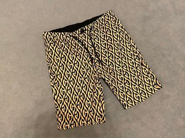 

2020 european italian spring and summer latest golden full letters full printed shorts men's designer fashion men and women luxury shor, White;black