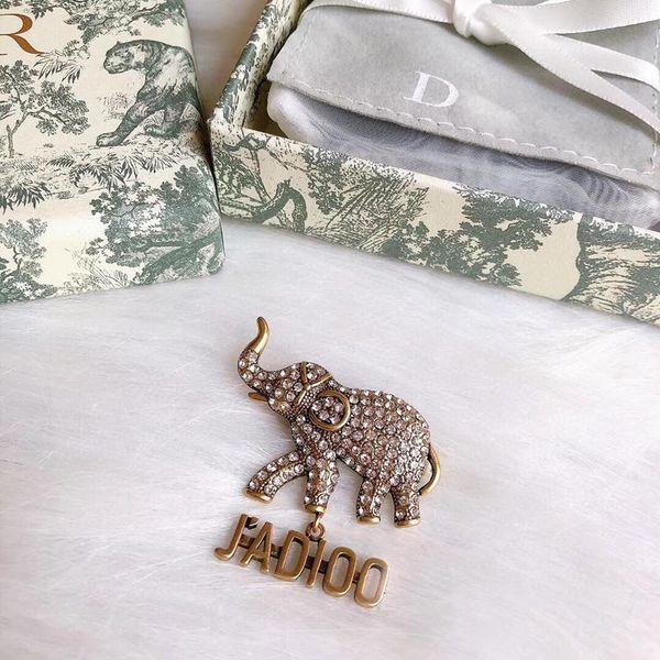 

stylish and chic dress accessories personality studded with elephant zircon brooch monochrome brooch suit for men and women, Gray