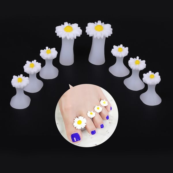 

8pcs toe separator beauty tools nail art toes separators finger foot japanese style silicone nail polish manicure pedicure tools