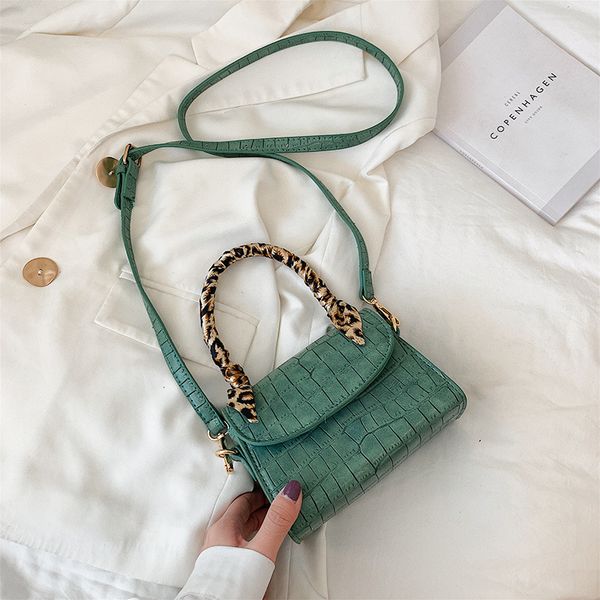 

2020 new hipster summer daisy messenger bag women's shoulder bag mini mini handbag