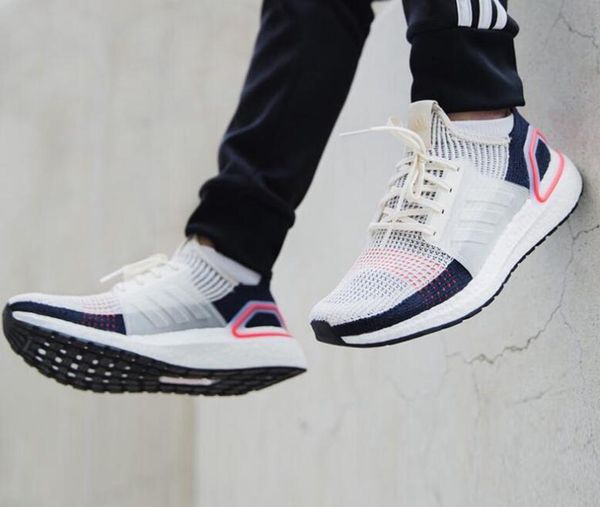 High Quality Ultra Boost 2019 Multicolor Laser Red Oreo Refract Dark Pixel Shoes Men Women UltraBoost 19 UB 5.0 Black White Multi Sneakers Cheap Shoes High Quality Ultra Boost 2019 Multicolor Laser Red Oreo Refract Dark Pixel Shoes Men Women UltraBoost 19 UB 5.0 Black White Multi Sneakers Cheap Shoes