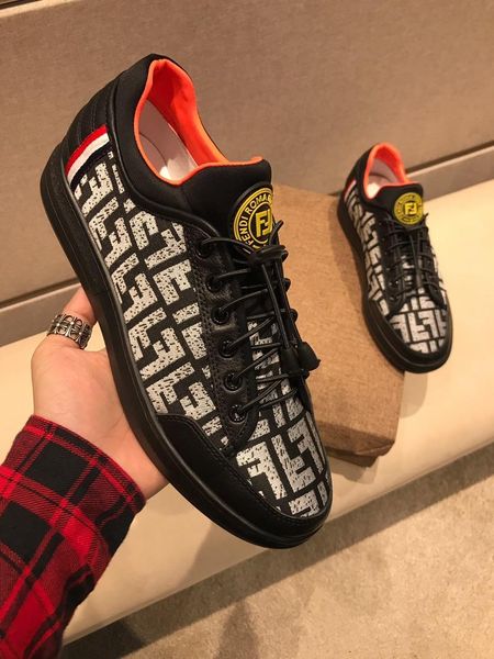 

2019 конѬђкоѬ мђжка обђв лк кѬоовки кѬоовки fendi 2020 мђжка поведневна Blue;gray