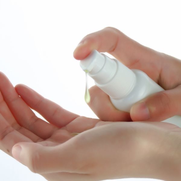 

factory spot brand new material 100ml gel sub-bottle pe cosmetic spray bottle alcohol perfume spray bottle
