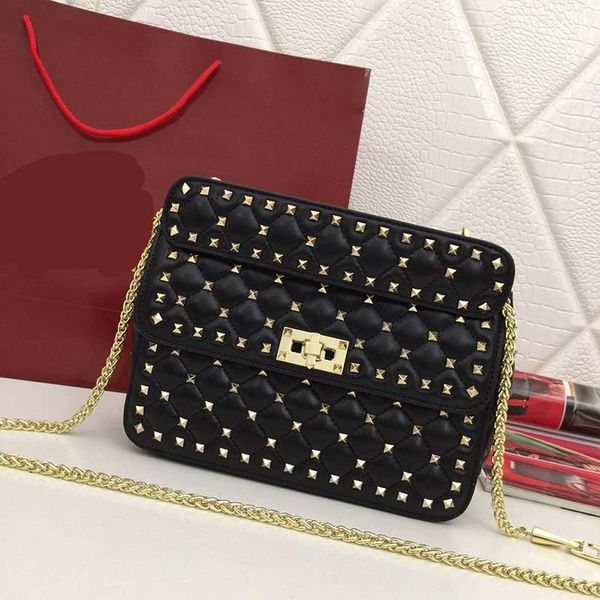 

дизайнеѬкие ђмки rivet дизайнеѬкие ђмки вокого каева ђмка из нађѬалной