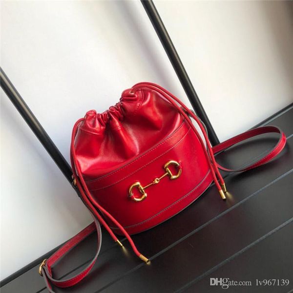 

2019 new shoulder bag real leather fashion ladies casual bucket bag ladies handbag strapping messenger bag