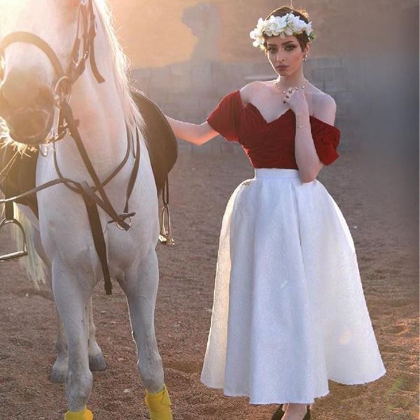 

1950S Vintage Tea-length Wedding Dresses 2019 Dark Red Velvet Off Shoulder Short Country Garden Bridal Gowns Wedding Dress