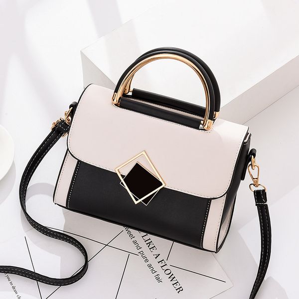 

2020 spring and summer ms. popular small bag new wave of female summer 2019 fashion wild shoulder bag mobile messenger