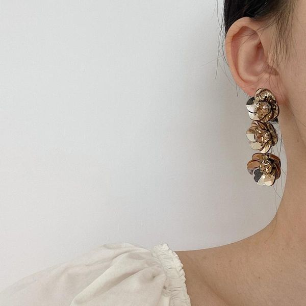 

2020 new trendy earrings brown crystal flowers long drop earrings for women vintage contracted fine party design jewelry, Silver