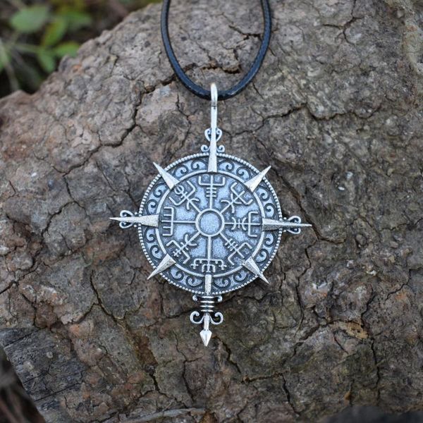 

12pcs viking vegvisir compass protection symbol guidepost direction sign pendant necklace viking sanlan jewelry, Silver