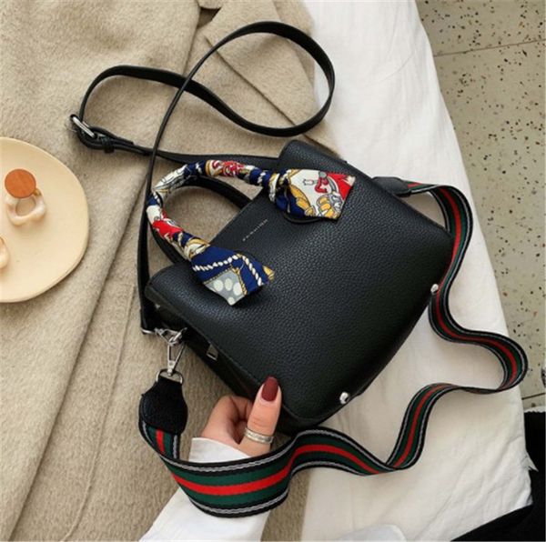 

дизайнер роскошные сумки женщин дизайнер сумка высокое качество высокая емкость одного плеча посланник шелковый шарф мода newset 3