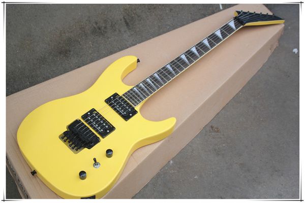 Guitarra elétrica do corpo amarelo com ponte de tremolo, hardware preto, fingerboard de Rosewood, captadores HH, pode ser personalizado