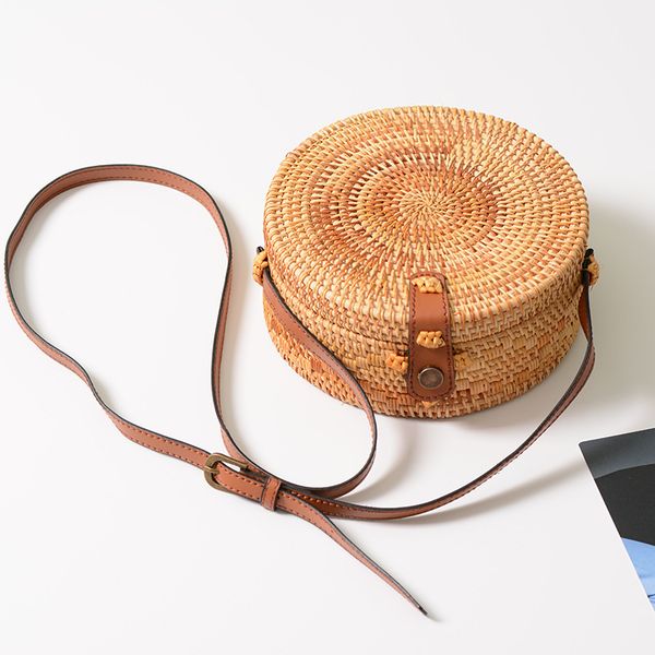 

2020 summer beach bags woven rattan bag round straw shoulder bag handmade messenger crossbody bags for women sac a main femme