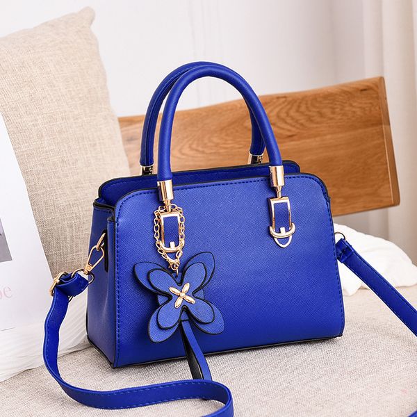 

2020 new lady bag bow messenger bag simple lady shoulder bag fashion handbags