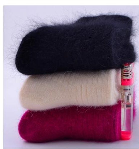 

women thick rabbit wool socks for autumn winter warm thickening lamb wool socks thermal sweet solid sock for women, Black;white