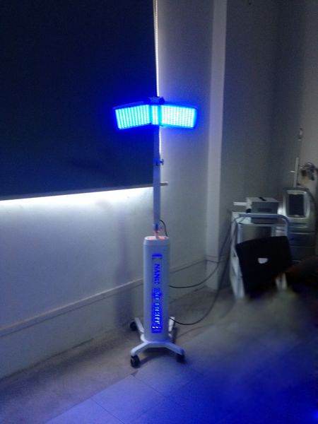Professionelle 7 BIO-Lichtfarben PDT LED-Lichttherapie LED PDT Photon LED-Therapie-Schönheitsgerät zur Hautverjüngung Akneentfernung