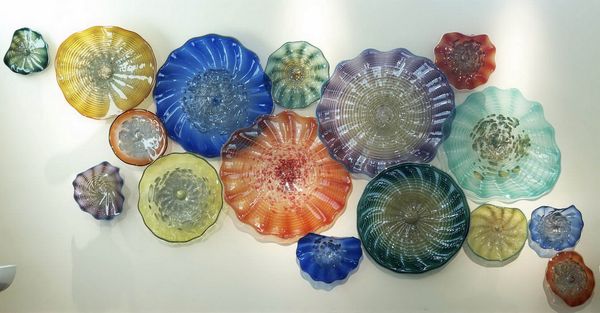 

elegant artistic glossy wall decor plates 100% hand blown murano glass wall light for wedding decoration