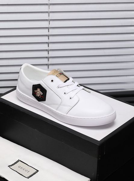 

fast delivery high-end luxury men's casual sneakers triple fashion design brand platform men's shoes versatile styles size: 38-44, Black