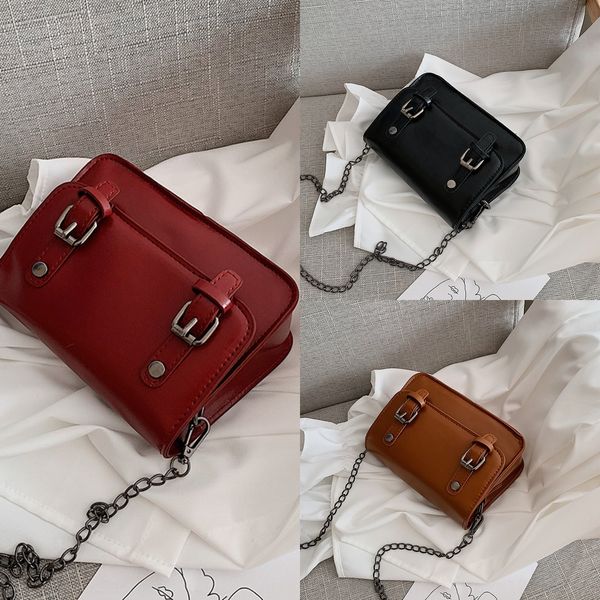 

small square female small square shoulder 2020 fashion shoulder bag solid color simple all-match chain messenger bag, White