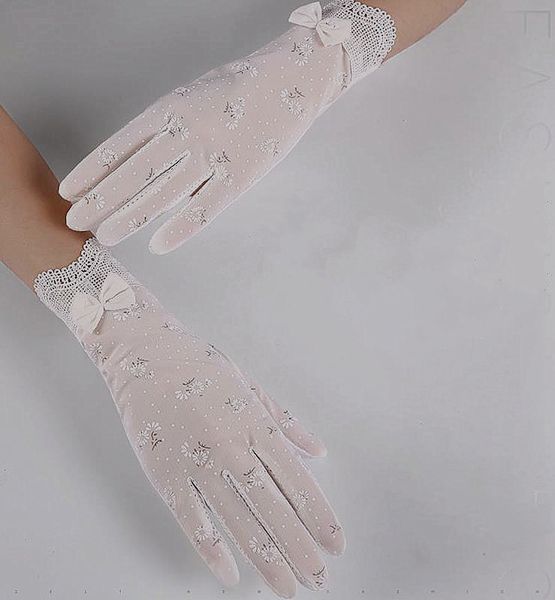 

fashionable sunscreen gloves ladies thin touch screen in summer, lace ice in spring and autumn driving electric bicycle skid-proof shade, Blue;gray