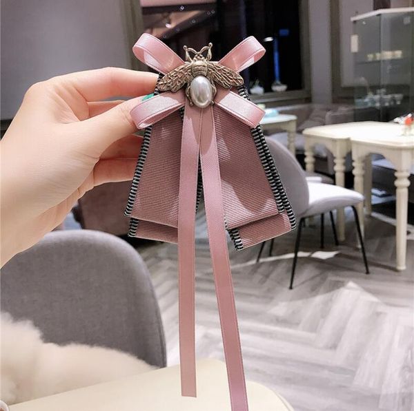 

fashion-europe and the united states 2019 new accessories bee bow pink bow tie long paragraph float flower korean brooch pin needle female, Gray