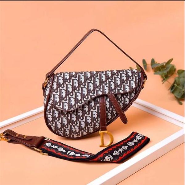 

2019 famou de igner women handbag new letter houlder bag genuine leather me enger bag luxury addle bag