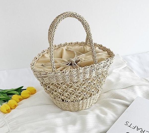 

2019 vintage hand-woven hollow handbag beach resort bag