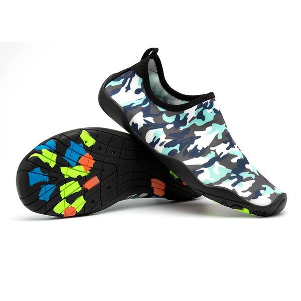 

men beach shoes Fast drying sandals sand outdoor swimming water shoes adult flat soft sole family travel shoe