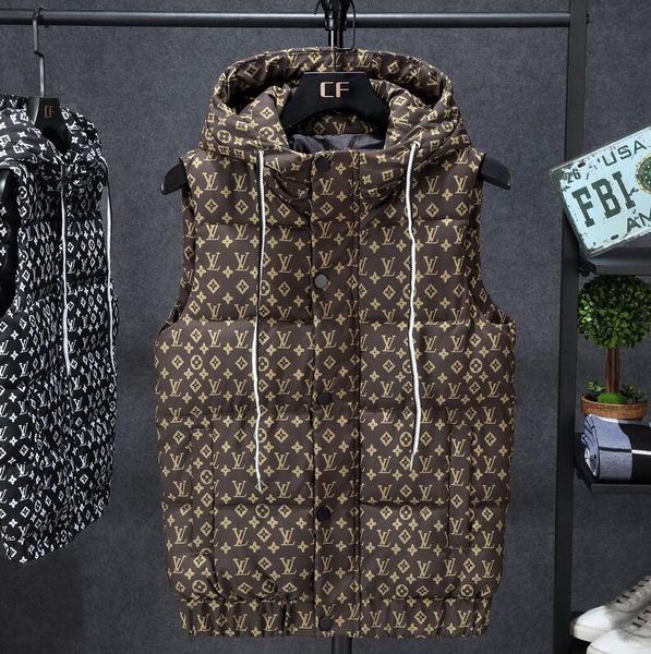 

designer women's outerwear web celebrity with fashion luxury prints to make vintage down cotton vests slim, warm and thick, Black;brown