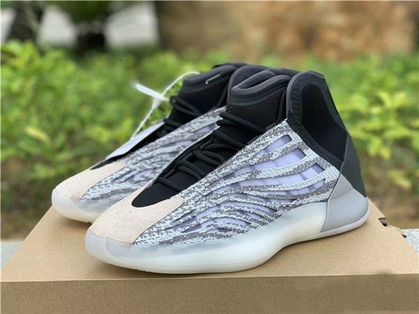 

wholesale quantum static white mid mens basketball for men kanye west designer sport sneakers outdoor shoes