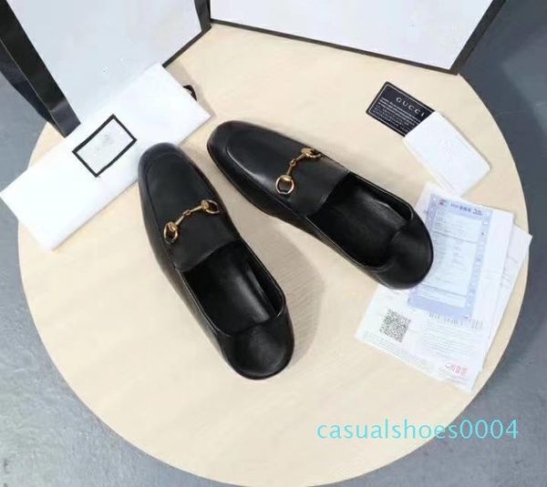 

2019 luxury designer shoes for men light horsebit leather loafer heel folded down or up leather sole men's moccasins loafers symbolic c, Black