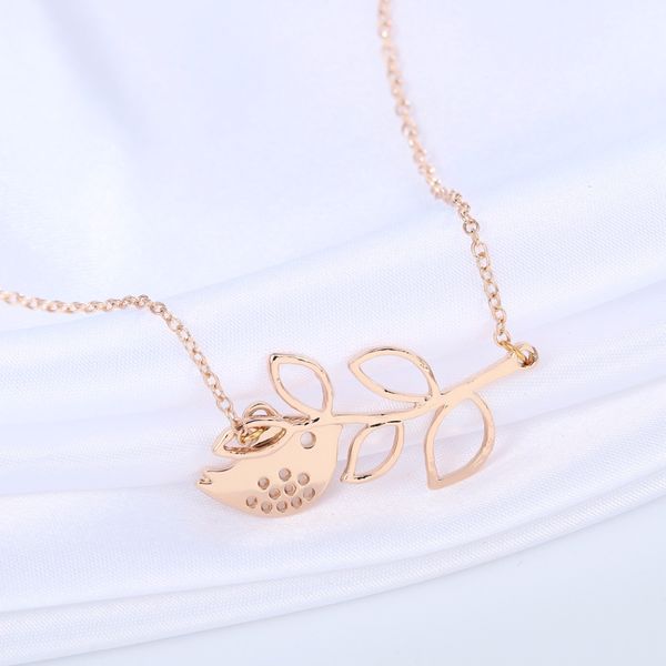 

chandler cute simple small bird leaves leaf pendant necklace hollow leaf metal chokers love coliers female luxury, Silver