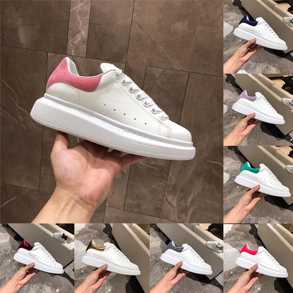 

2019 Fashion Designer Sneaker Men And Women Casual Shoes White Oversize Luxury sneakers Women Leather Increase Dress Shoes Size 35-45