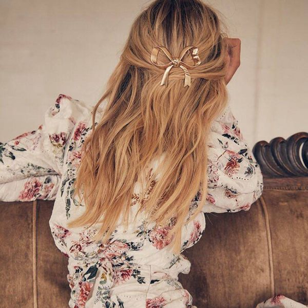 

корея new vintage золото цвет bowknot гребни для ювелирных изделий повелительницы женщин сладкий лук шпилька аксессуары для волос невесты, Golden;white