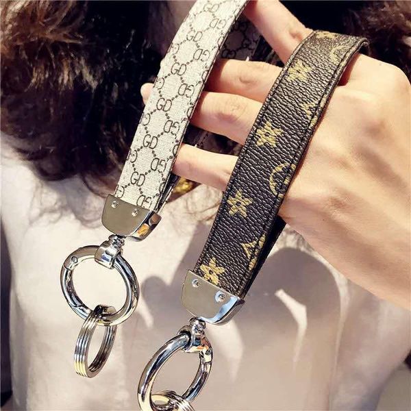 

luxury design keychain car pendant bag pendant leather keychain couple accessories keychain supply, Silver