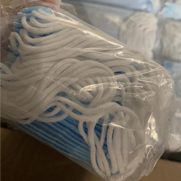 

в наличии!одноразовая маска для лица высококачественная ткань meltblown взрослая одноразовая маска 3-слойная защитная фильтрующая одноразова